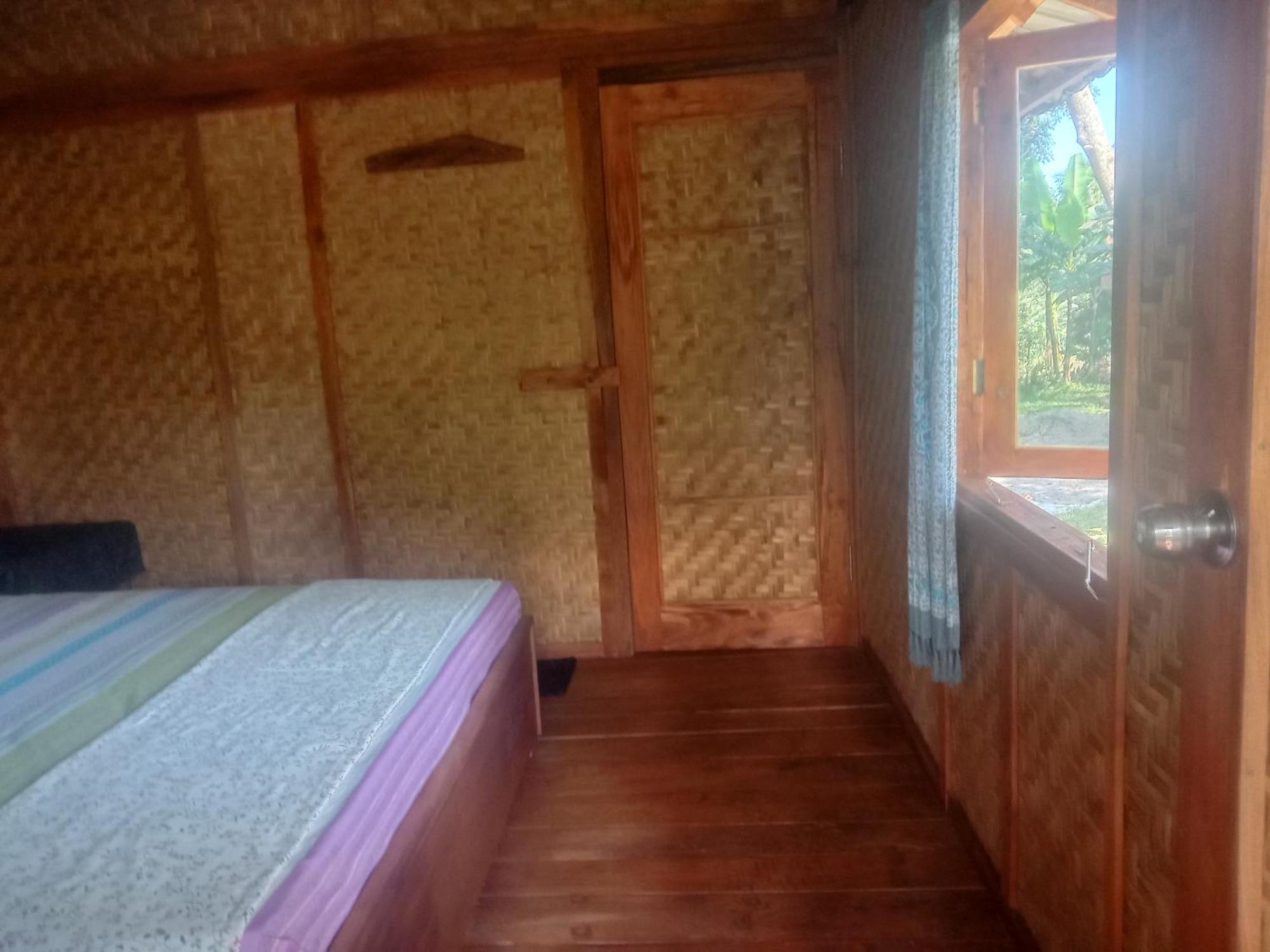 Banana Bungalows Tetebatu Extérieur photo