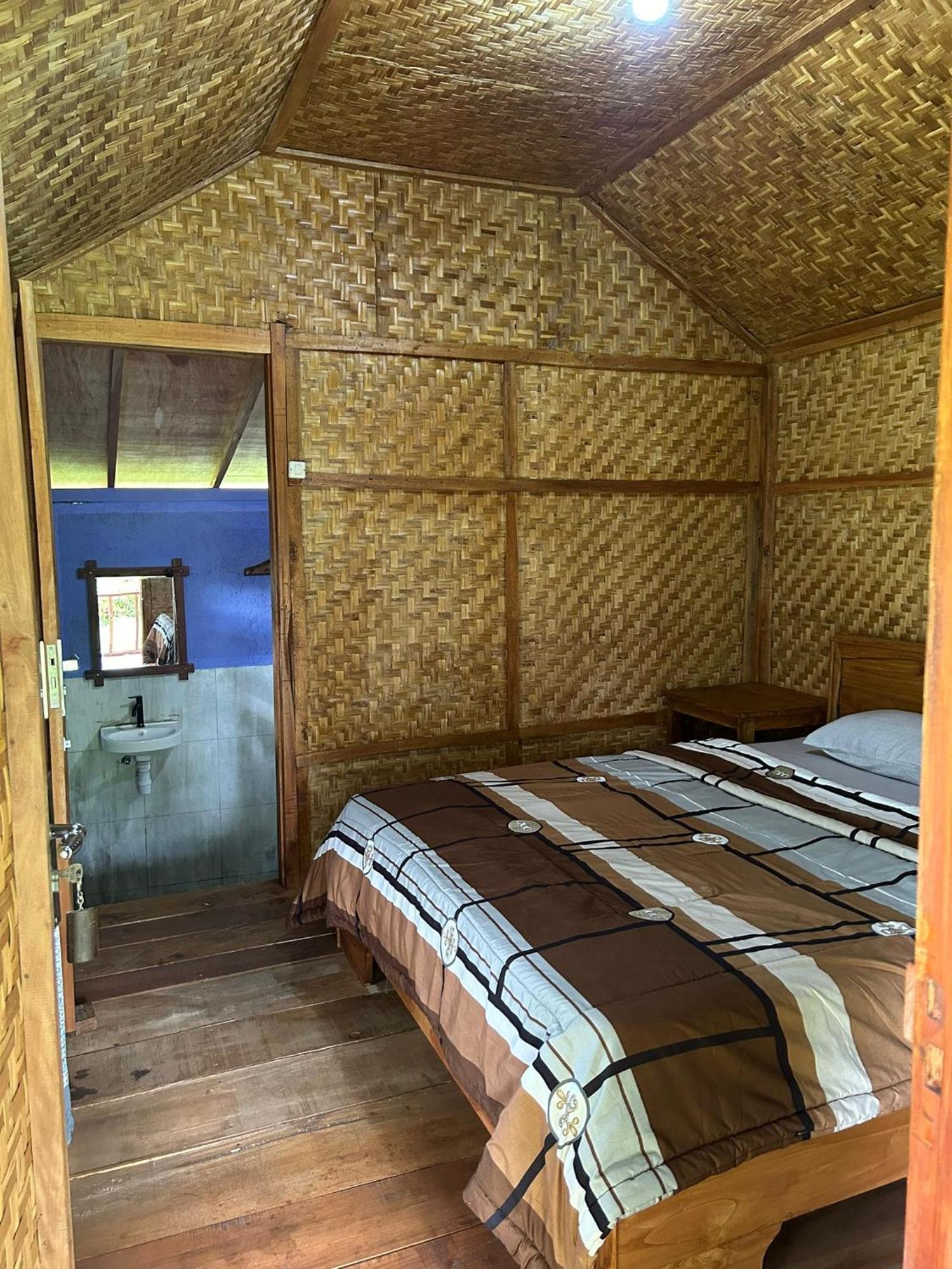 Banana Bungalows Tetebatu Extérieur photo
