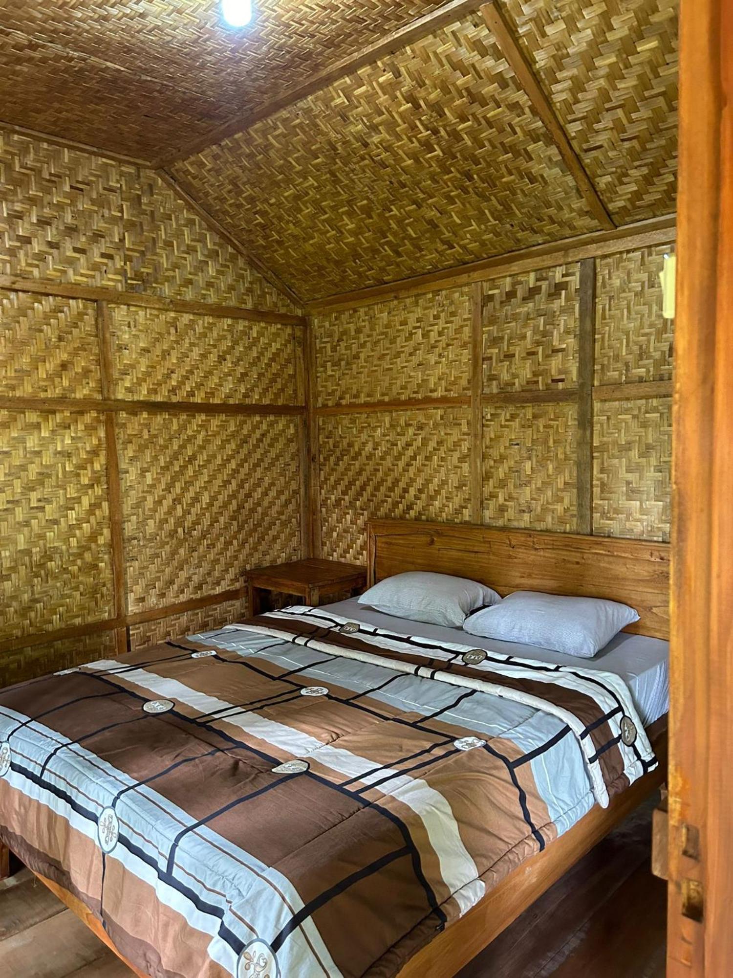 Banana Bungalows Tetebatu Extérieur photo